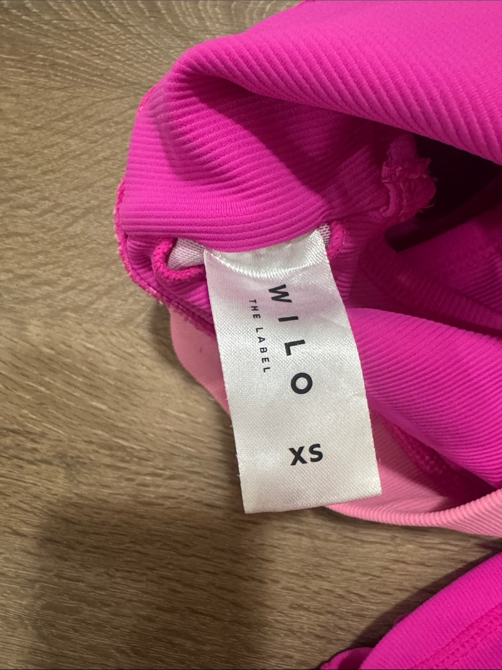 WILO Women's Pink Magenta High-Neck Sports Bra & Legging Set - Picture 3 of 4